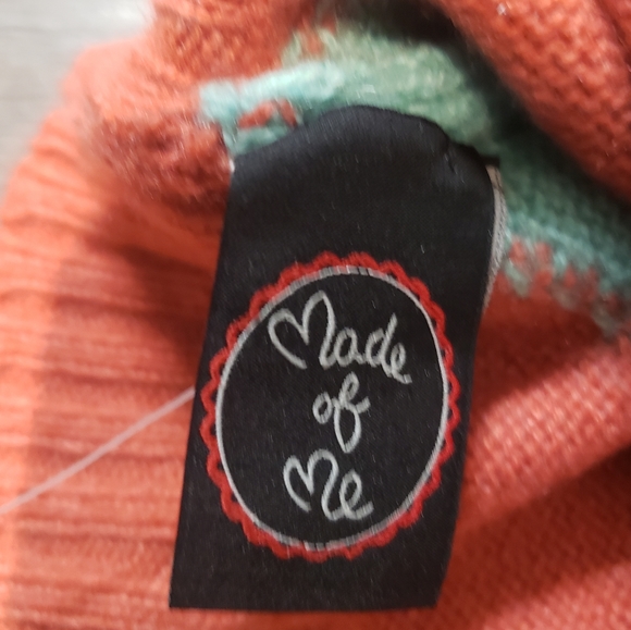 Made of Me Collection Eighteen 100% Cashmere Snood Cinnamon Red NWT - Picture 7 of 10